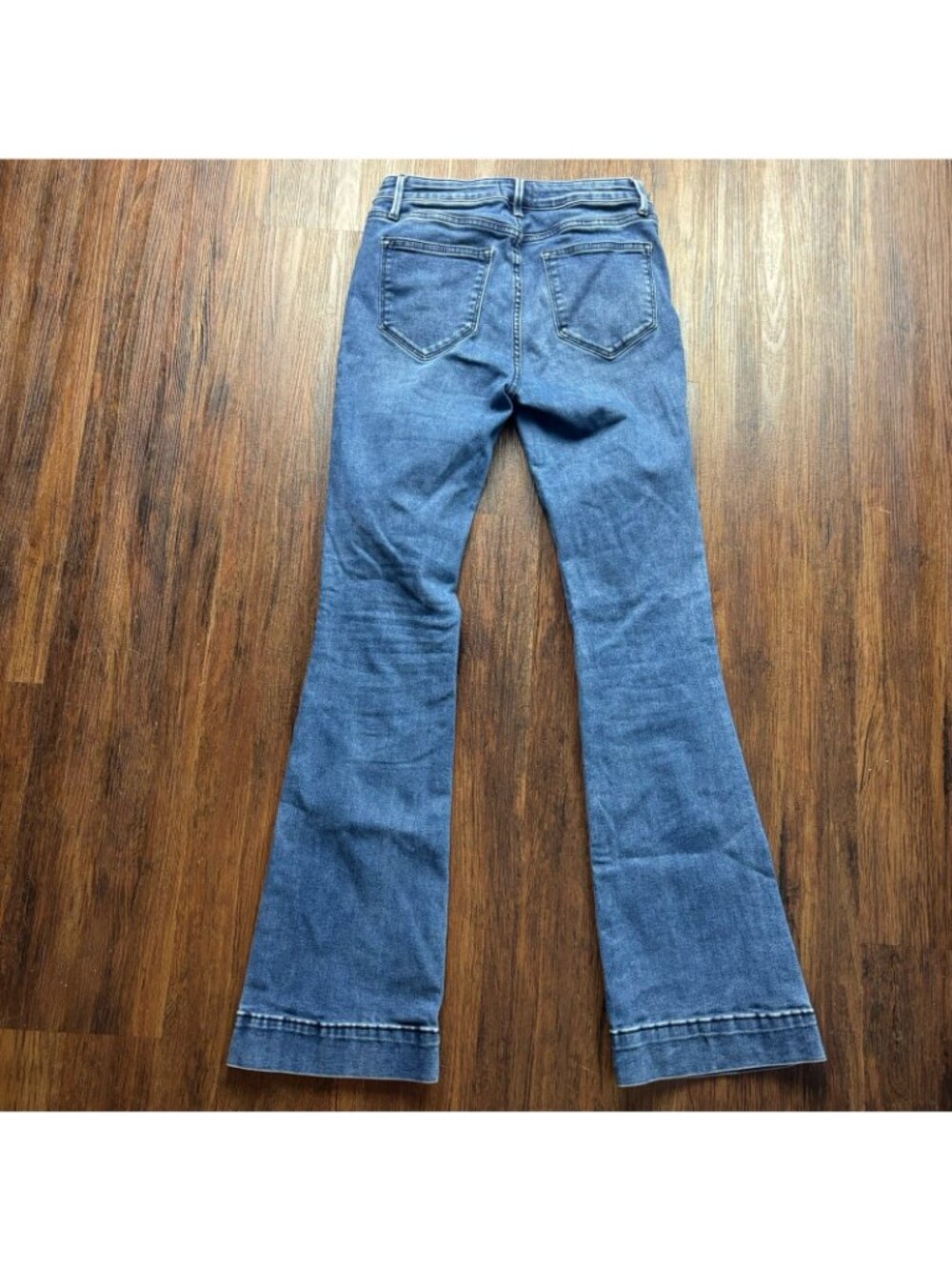 Driftwood Wyatt Flare Flare Exposed Button Fly Distressed Medium Wash Size W26 - Picture 2 of 11